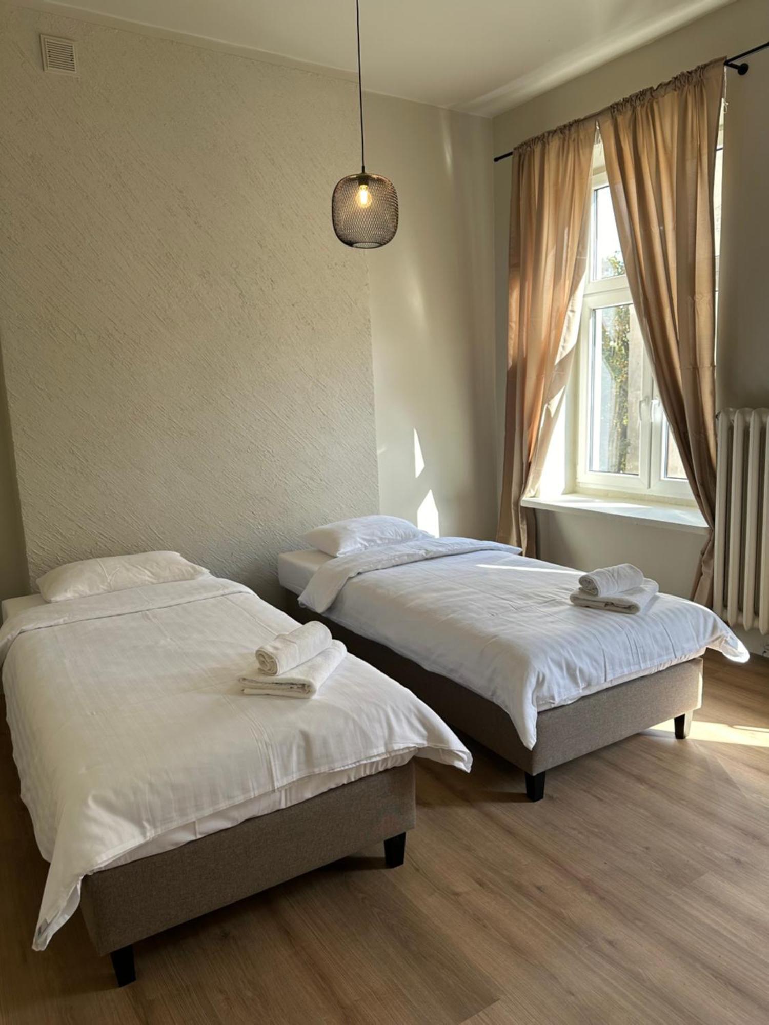 Hotelik Relax H360 ウッチ エクステリア 写真