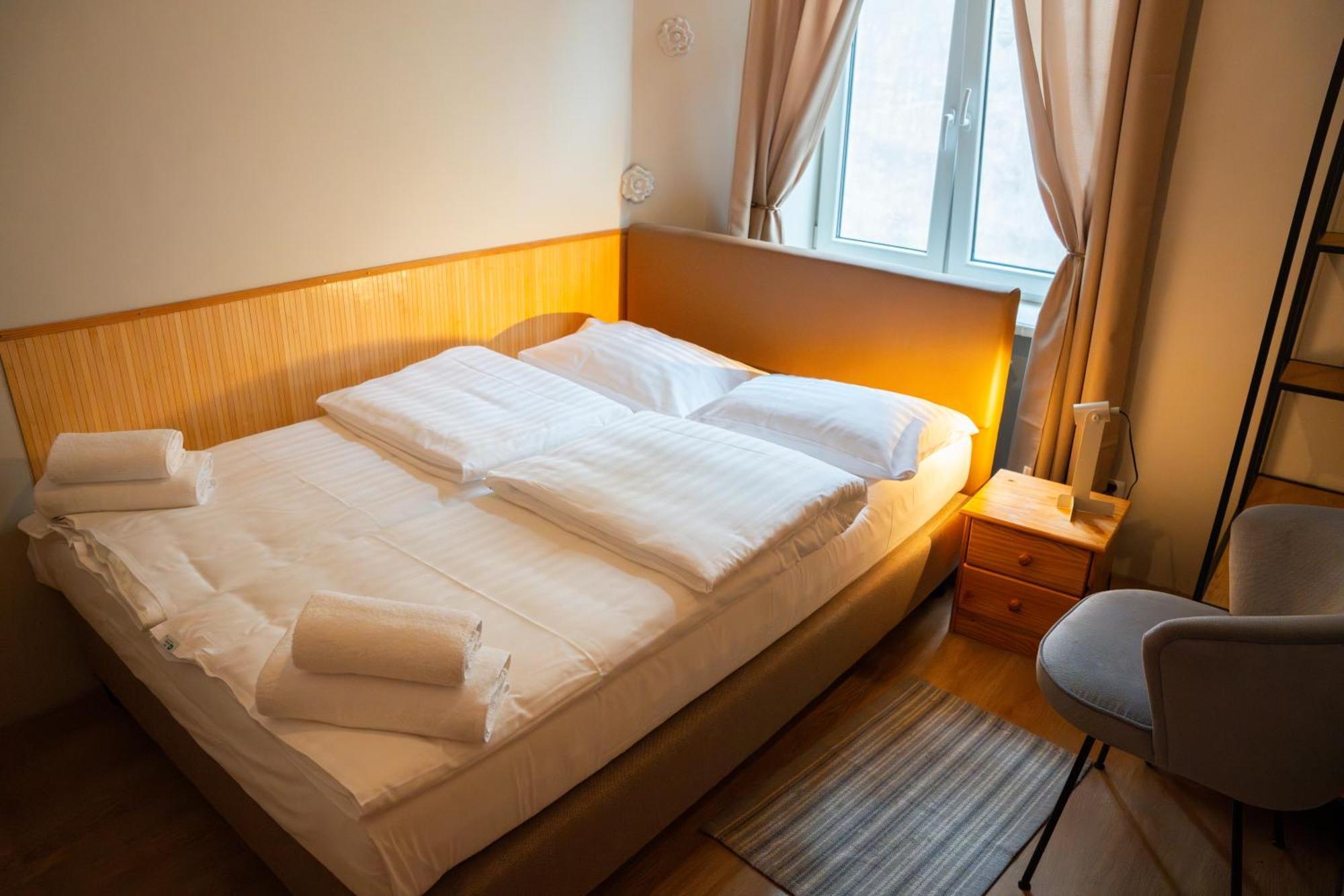 Hotelik Relax H360 ウッチ エクステリア 写真