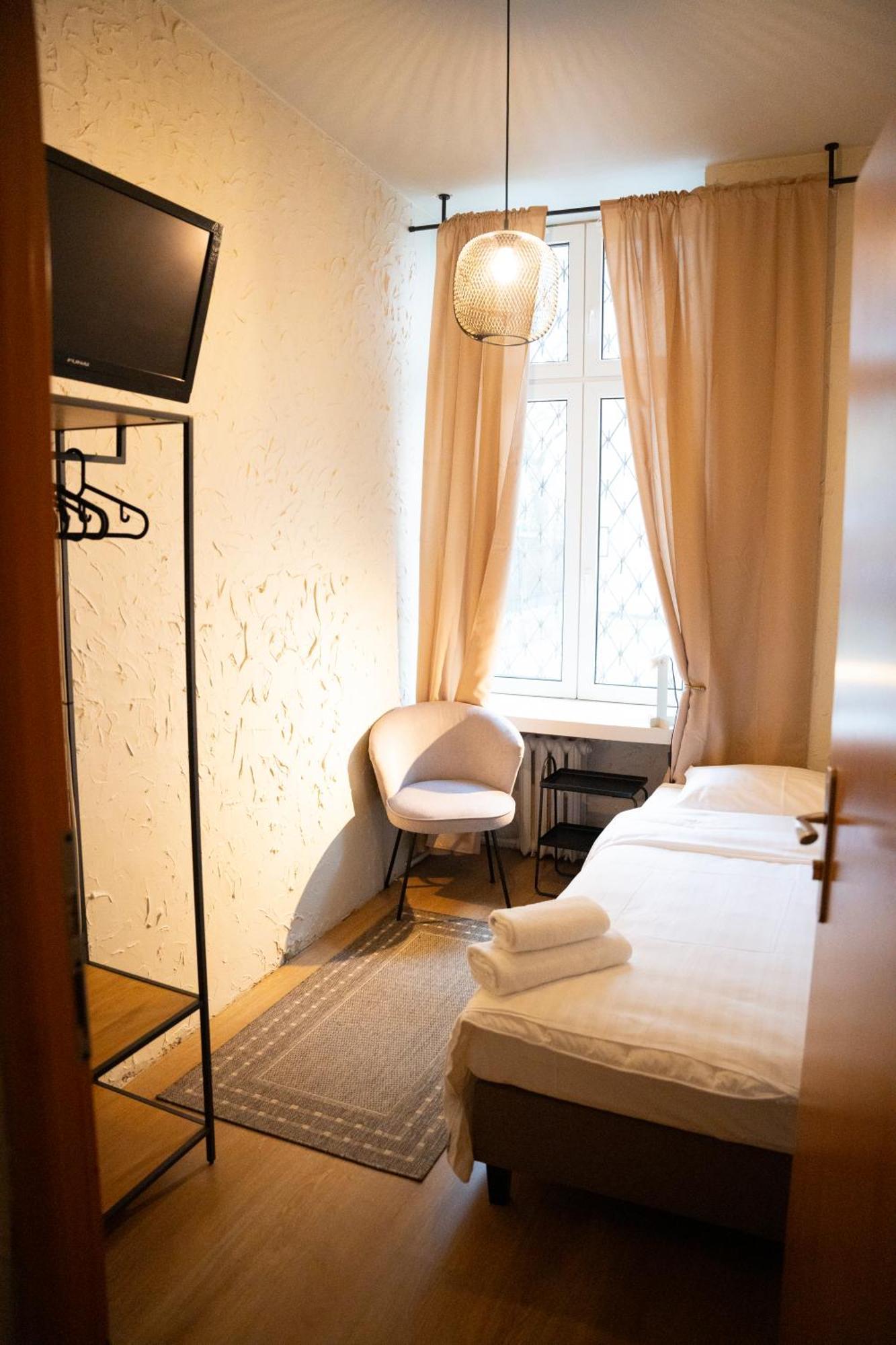 Hotelik Relax H360 ウッチ エクステリア 写真