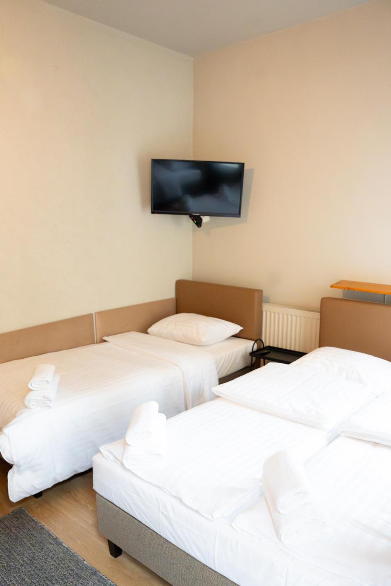 Hotelik Relax H360 ウッチ エクステリア 写真
